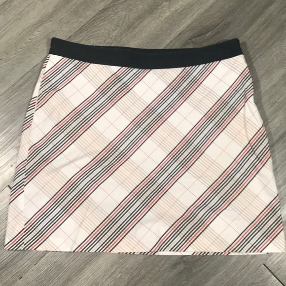 Greg Norman Shark Slanted Plaid Golf Skort size 10 - Picture 3 of 12